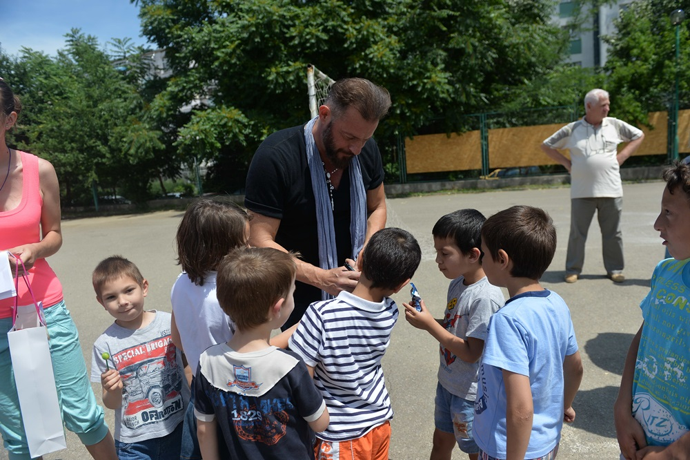 Gifts for orphans from Constanta